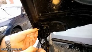 Установка упоров (амортизаторов) капота для автомобиля Seat Leon mk3 5f