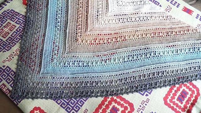 Бактус из пряжи ЯрнАрт Фловерс преобразился после ВТО/Стираю шаль из YarnArt FLOWERS смотреть онлайн