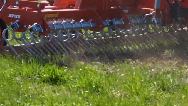 Evers Grassprofi Valtra Vredo Agritwin