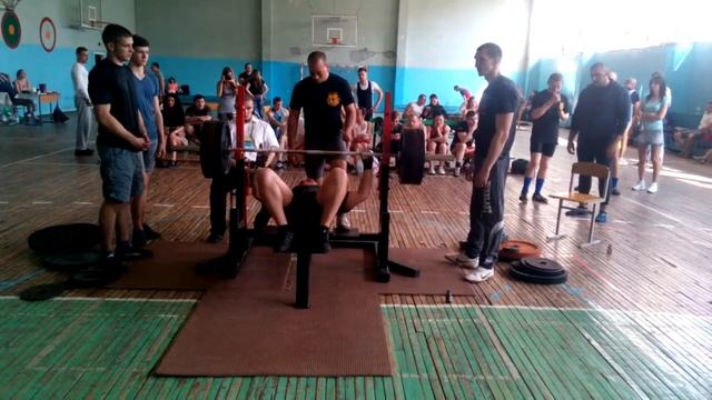 Гучек Артём, жим лёжа 2-й подход норматив МС 155кг смотреть онлайн