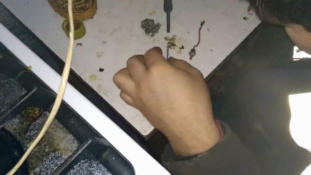 СЛАБАЯ ЗАРЯДКА или КАК УВЕЛИЧИТЬ НАПРЯЖЕНИЕ В БОРТОВОЙ СЕТИ | ВАЗ смотреть онлайн