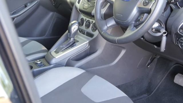 Ford Focus 1 6 Ti VCT Zetec Powershift 5dr смотреть онлайн