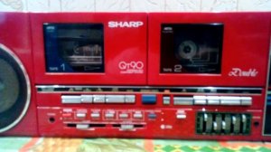 очень редкий по цвету  SHARP QT 90 ZR