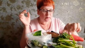 Мукбанг. Малосольные огурчики - очень аппетитно. Огурцы на перекус