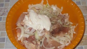 Куриный шашлык в маринаде из майонеза и минералки