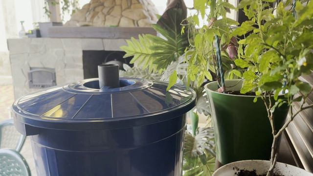 Фильтр для пруда из мусорного бака. Простой, но эффективный фильтр