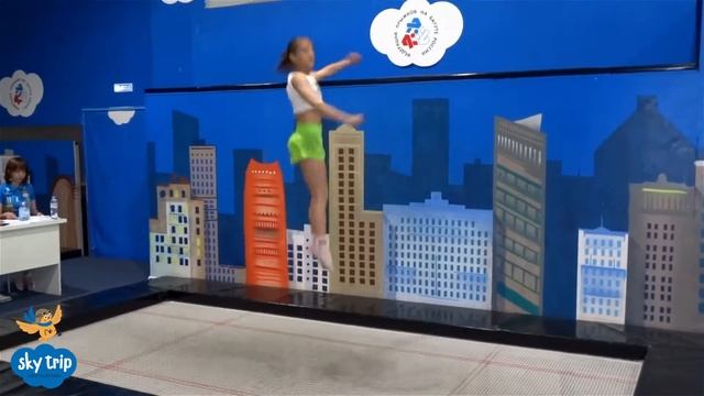 SKY-ФЕСТИВАЛЬ ПРЫЖКОВ "НА БАТУТЕ" смотреть онлайн