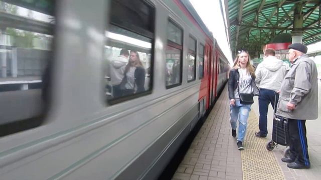 Электропоезд ЭД4М-0113 платформа Выхино 7.05.2017 смотреть онлайн