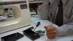 Самостоятельный ремонт электронной педали швейной машины Бразер / Brother