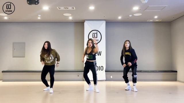 Mega Mix 93 / Hace Calor / Reggaeton / Dembow / Zumba / 줌바 / UJ Crew / UJ Studio / 다이어트 / Diet смотреть онлайн