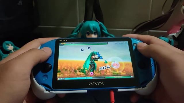 Hatsune Miku Project DIVA Future Tone "levan Polkka" PS Vita Remote Play. смотреть онлайн