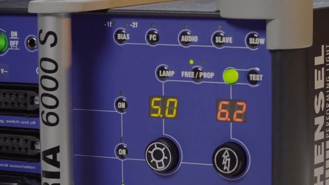 Hensel TRIA 6000 S: генератор импульсного студийного света. смотреть онлайн