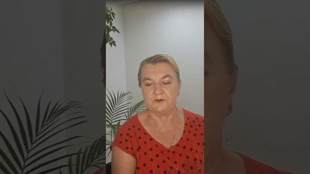 Ювелирный камень- Соколиный глаз.