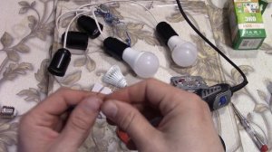 Лампы подсвечивают или мигают в выключенном состоянии . Способ устранения .