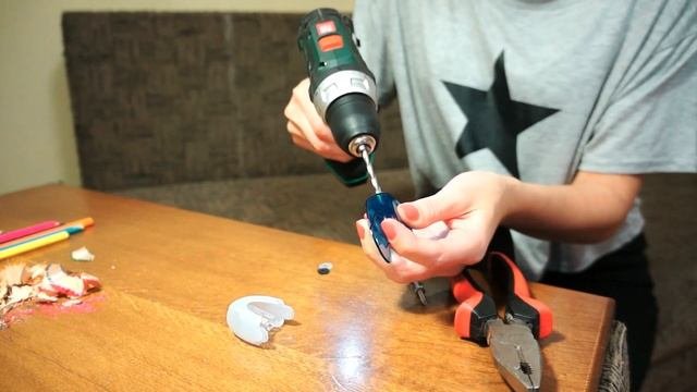 Лайфхак Как быстро наточить карандаши.生活黑客 如何迅速削鉛筆