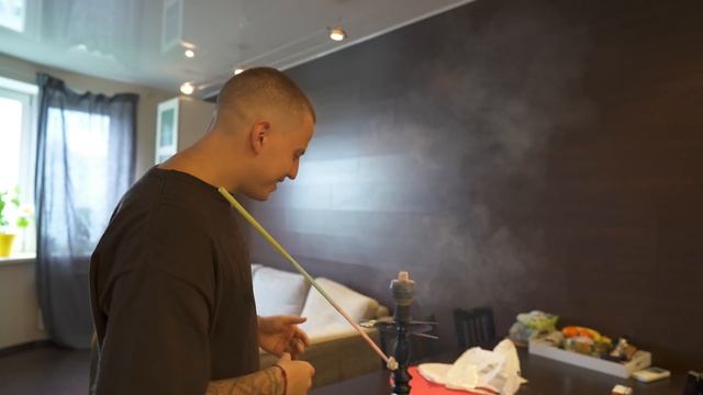 АДСКАЯ БОЛЬ от ТАТУИРОВКИ ! ЧУТЬ НЕ СОЖГЛИ ХАТУ на ДР ! ПОВСЕДНЕВНЫЕ БУДНИ смотреть онлайн