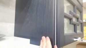 Как вешать фальш панель на кухни? Ровинь с каркасом или, что бы выступала?