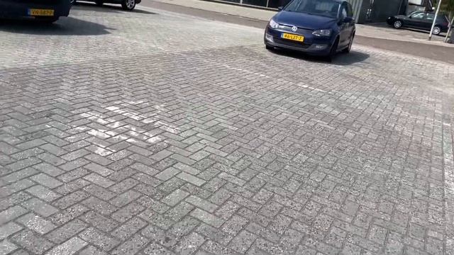 Где в Эммене можно купить велосипед? Наша покупка и первые попытки покататься на беговеле. смотреть онлайн