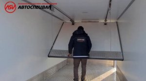 Фургон- рефрижератор с боковой дверью и мультитемпературной перегородкой