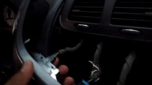 Ravon R4 снятие декоративной вставки передней панели