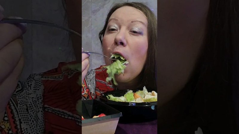 Асмр Какой приятный хруст салата #мукбанг #итинг #асмр #mukbang #eating