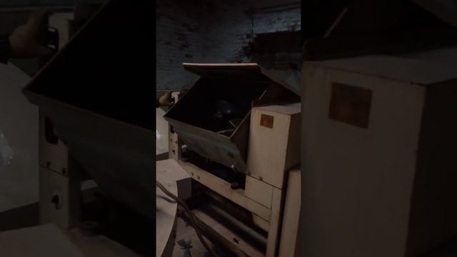 Тестомесильная машина с z-образными лопастями Г7-Т3М-63 ZL смотреть онлайн