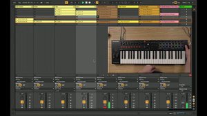 M Audio Oxygen Pro   функциональная миди клавиатура