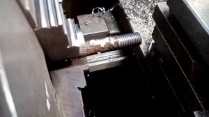 лучшее средства для нарезки резьбы метчиком леркой и резцом. качество??