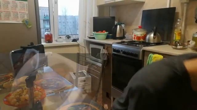 Первая реакция Валерона HD на лайфхак от «Жирного» (27.10.19) смотреть онлайн