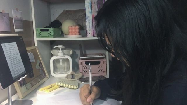 study vlog 🌧 cramming when raining, digital note taking, going out alone 🌂🍳 смотреть онлайн