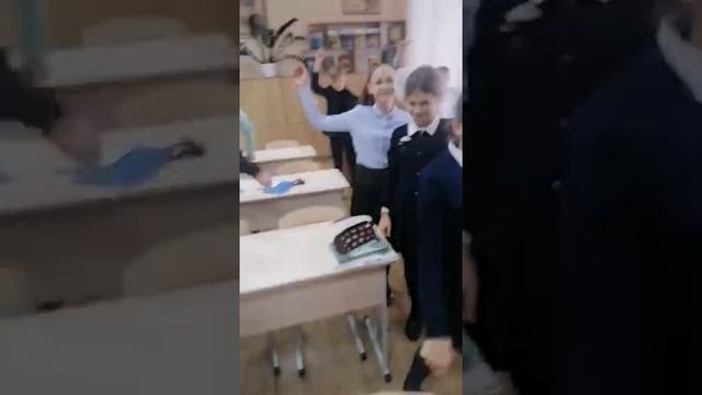 Физкульт минутка в 6-А смотреть онлайн