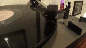 31июня - Як Йола - Любовь нас выбирает - винил