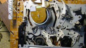 Видеомагнитофон SONY SLV-SE410K. Ошибка при включении "71401"