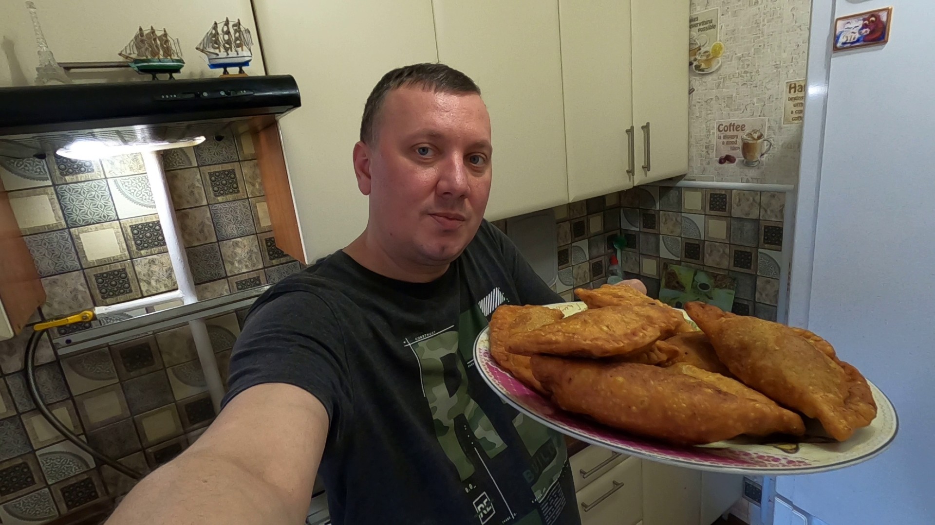 Домашние Чебуреки c Говядиной .. РЕЦЕПТ