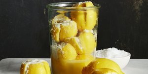 Для чего нужно засыпать лимоны солью Рецепт здоровья