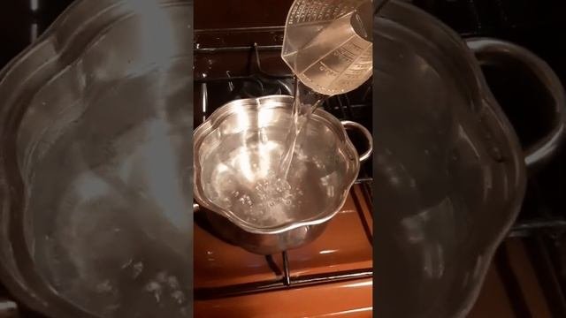 Зеленый горошек. Простой рецепт вкуснейшего консервированного горошка.