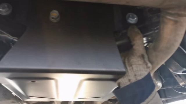 Монтаж защиты картера на Хундай Крета 2021 года смотреть онлайн