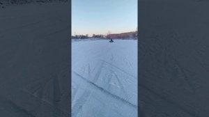 Снегоход Буран с двигателем 4т 24 л. с.