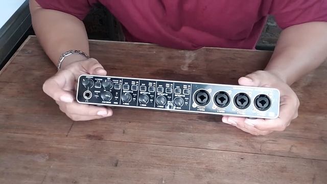 Behringer UMC404HD Unboxing & Review, Mantul gaess смотреть онлайн