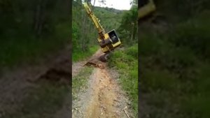 Как перевернуть экскаватор на ровном месте