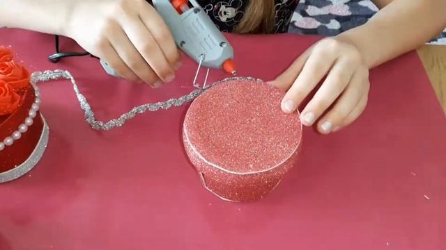 DIY Простой и красивый подарок своими руками .шкатулка из фоамирана  .Поделки с детьми .