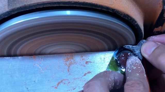 Resin art Amazing red core yellow smoke arrowhead Necklace Pendant jewelry/epoxy resin S130 смотреть онлайн