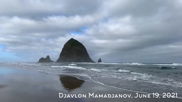 Шикарный пляж Cannon Beach в Орегоне, США