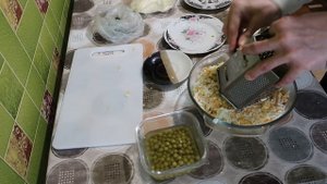 Салат из консервированной скумбрии и.т.д...
