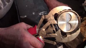 Часть 6 Lada Капитальный ремонт ВАЗ 2107 (1600) Установка поршневых колец