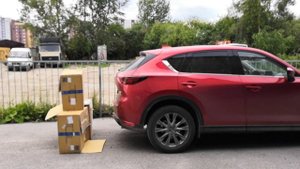 Тест функции помощи при движении задним ходом Mazda CX-5