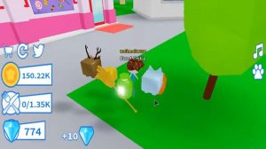 нубик продолжает играть в OM NOM SIMULATOR роблокс