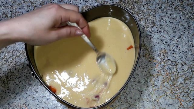 КИСЛОЕ молоко + ЯЙЦО + ЯГОДЫ = ПОДАВАТЬ в КОНЦЕ ОБЕДА