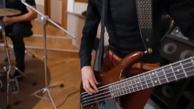 Профессиональная кавер группа "Must Have" смотреть онлайн