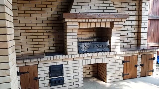 Комплекс Барбекю в Беседке из Кирпича